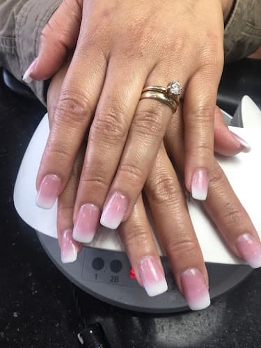 L.A. Nails