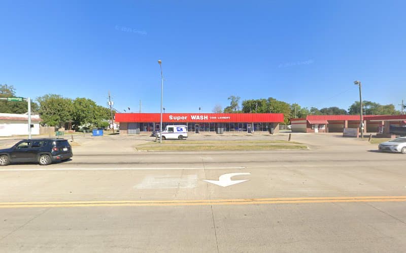Ixc Dollar Express in Beaumont, TX