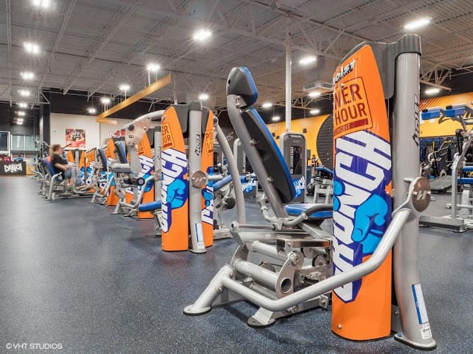 Crunch Fitness - Beaumont