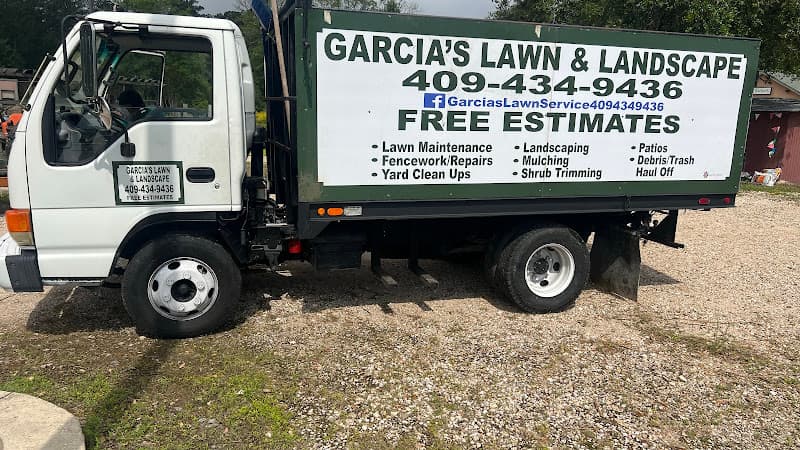 Garcia's Lawn & Landscape Service