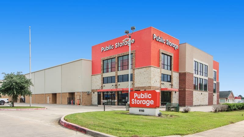 Public Storage