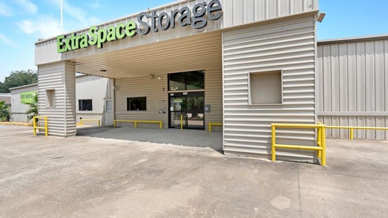 Extra Space Storage