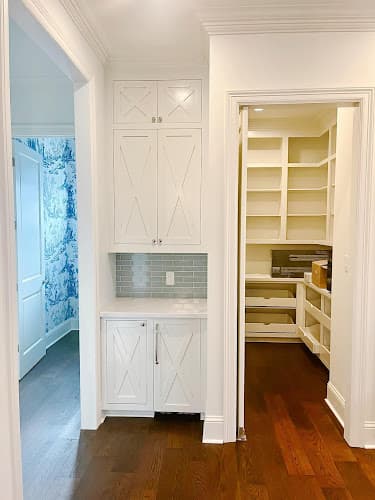 Taylor Made Custom Cabinets