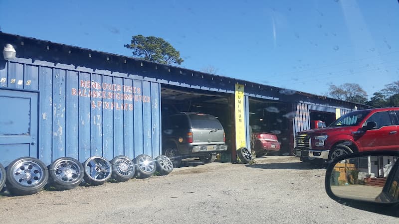 Hernandez Tire Shop