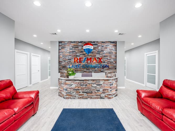 RE/MAX Lake Livingston