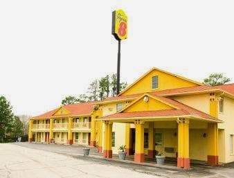 Super 8 Livingston