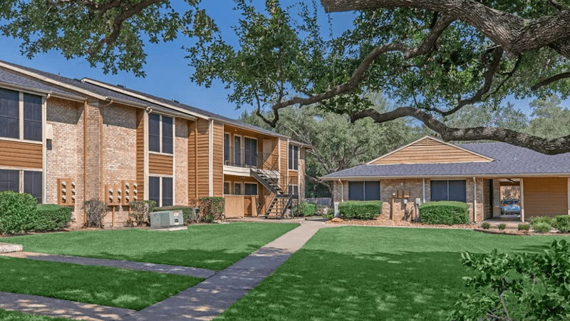 Oakwood Village Apartments