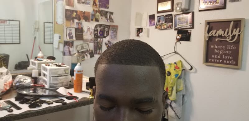 TOONZ CUTZ BARBER SHOP