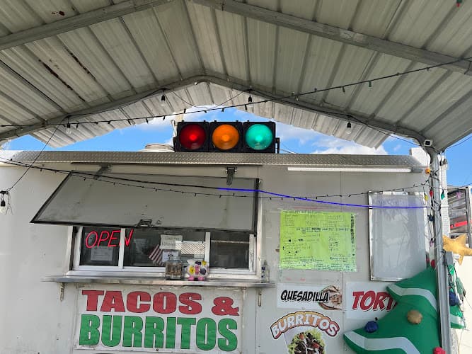 Mimi's Tacos (Food Truck)