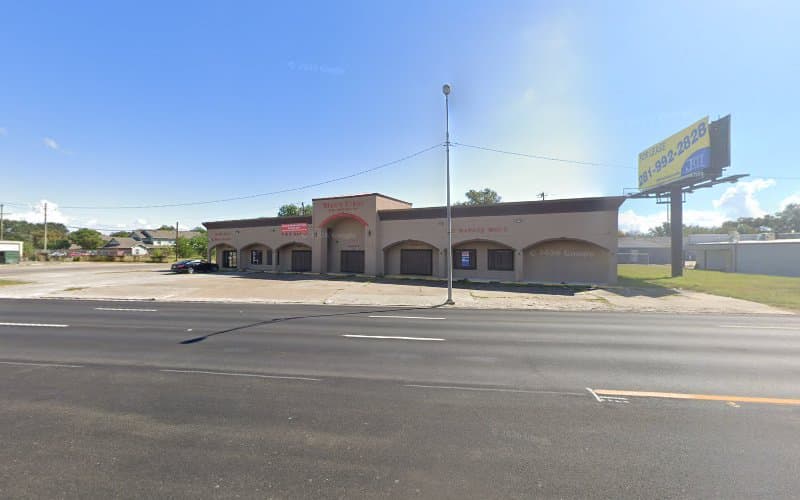 Sports Liquor & Smoke Shop