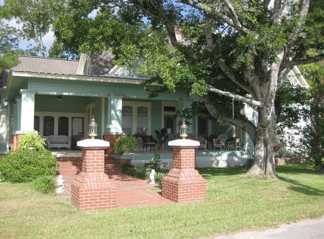 Village Street Bed and Breakfast in Woodville, TX