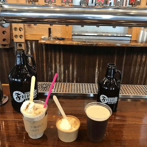 La Biblioteca Coffee