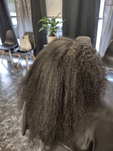 Diamonds and Pearls Family Hair Salon, LLC
