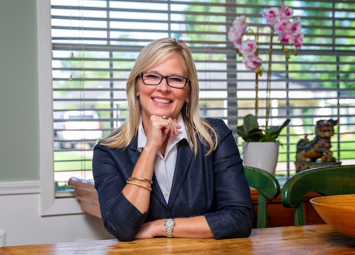 Mandy Moorer Raps REALTOR in Beaumont, TX