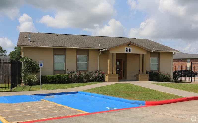 Cedar Ridge Apartments