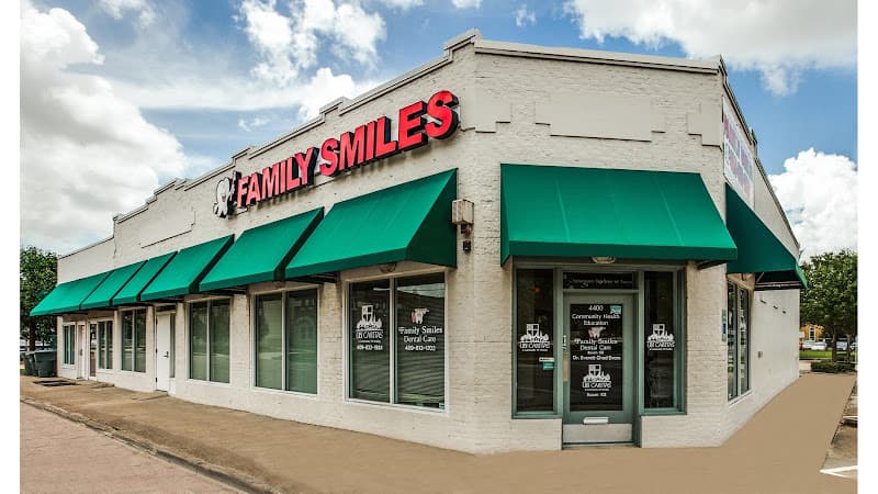 Family Smiles of Beaumont