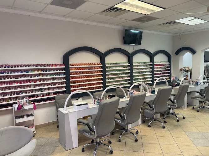 21Bae Nail Lounge